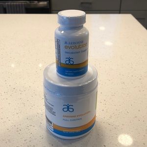 Arbonne Evolution Set